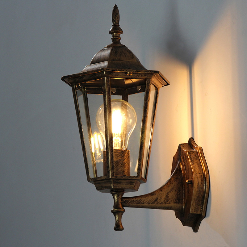 Lampada da parete a Led retrò  - Outdoor Lighting Wall Mount recensione e prezzo